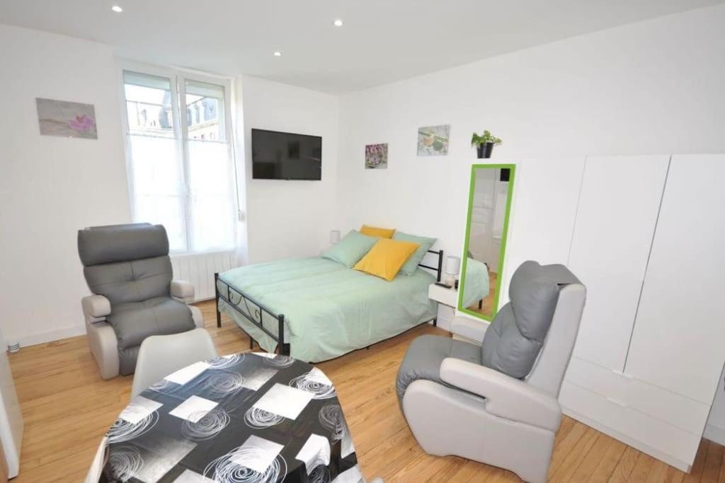 Studio Meuble 3 Etoile 236 Vittel Exterior foto